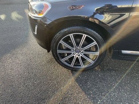 Used 2017 Volvo XC60 T6 Inscription w/ Preferred Option Package image 6