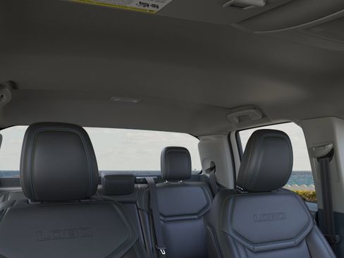 New 2026 Ford Maverick Lobo AWD/4WD image 28