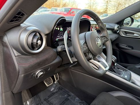 Used 2024 Alfa Romeo Tonale Veloce image 20