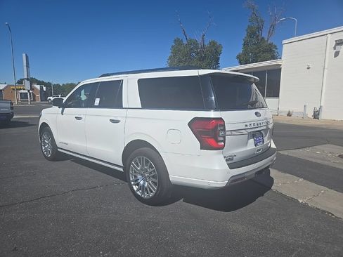 Used 2024 Ford Expedition Max Platinum AWD/4WD image 7