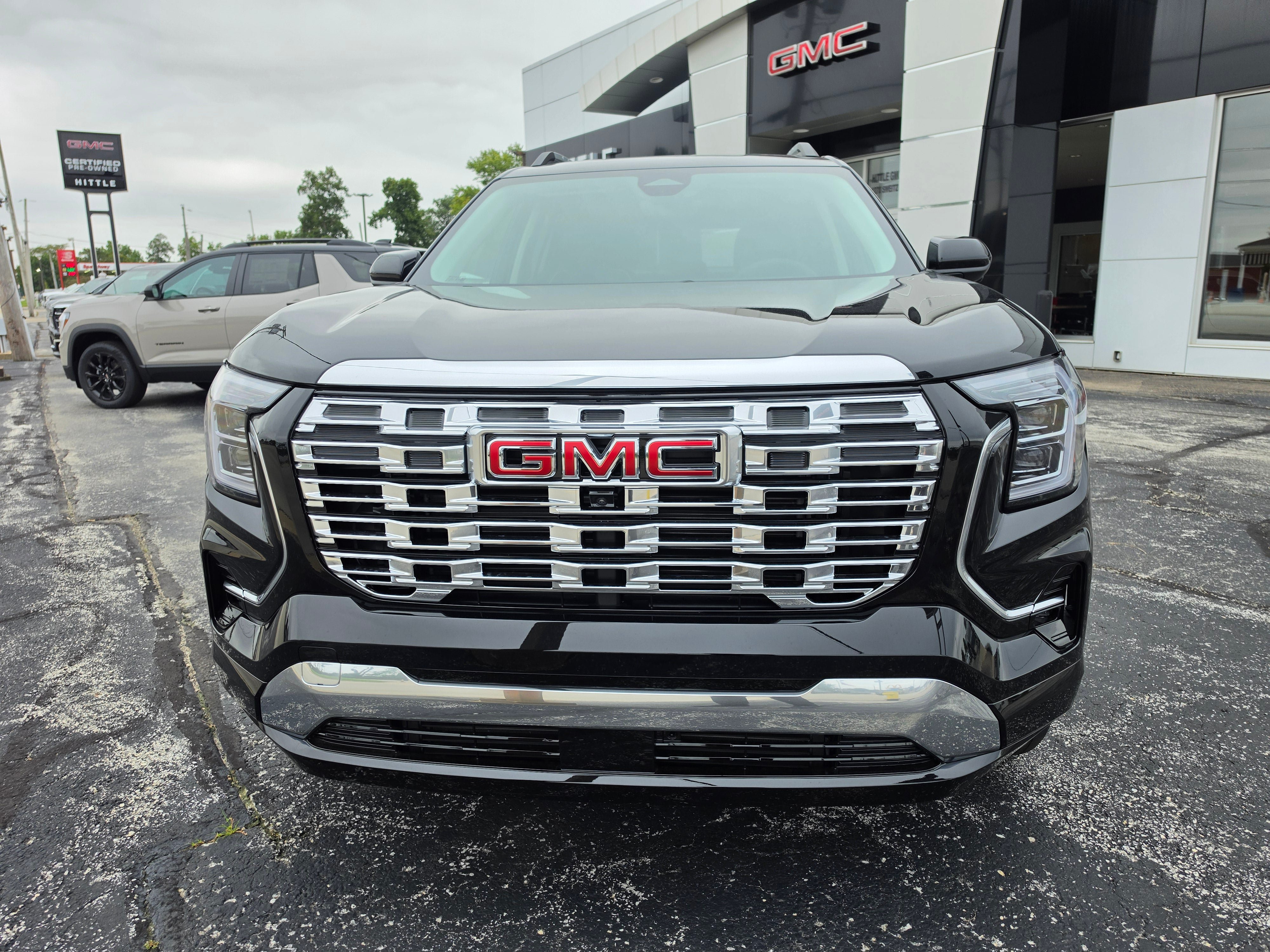 New 2027 GMC Terrain Denali AWD/4WD image 2