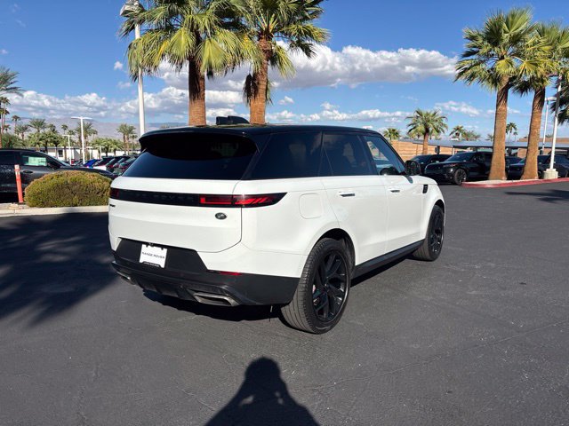 Used 2023 Land Rover Range Rover Sport SE AWD/4WD image 5
