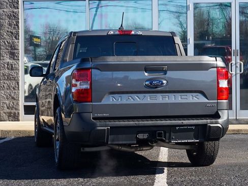 Used 2022 Ford Maverick Lariat w/ Lariat Luxury Package image 4