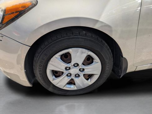 Used 2015 Kia Forte LX FWD image 12