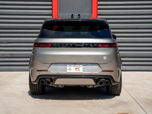 Used 2024 Land Rover Range Rover Sport image 5