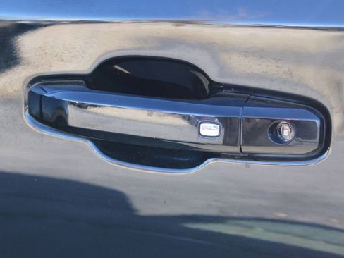 Used 2022 Chevrolet Silverado 1500 RST w/ Redline Edition image 14