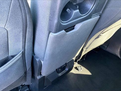 Used 2025 Ford F250 XLT image 10