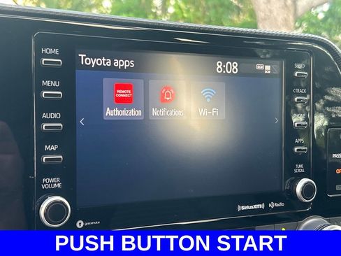 Used 2022 Toyota Highlander XSE image 11