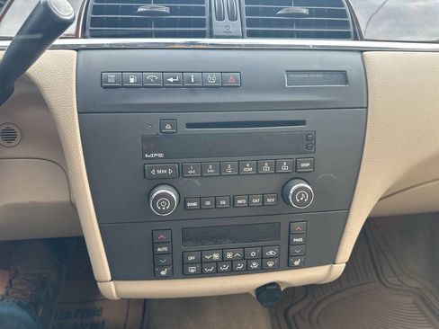 Used 2008 Buick LaCrosse CXL w/ Driver Confidence Package FWD image 18
