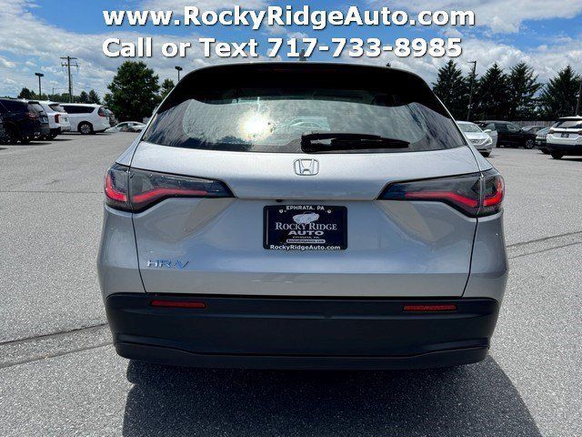 Used 2025 Honda HR-V LX image 6