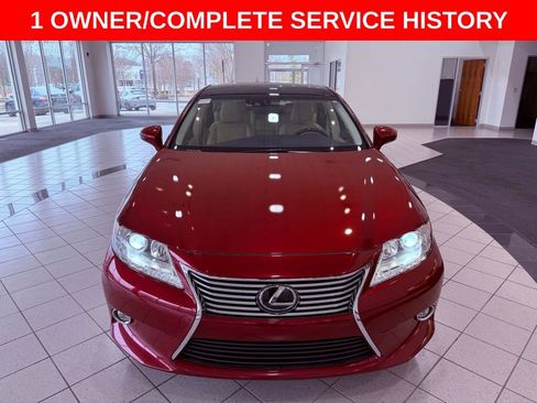 Used 2015 Lexus ES 350 w/ Ultra Luxury Package image 2