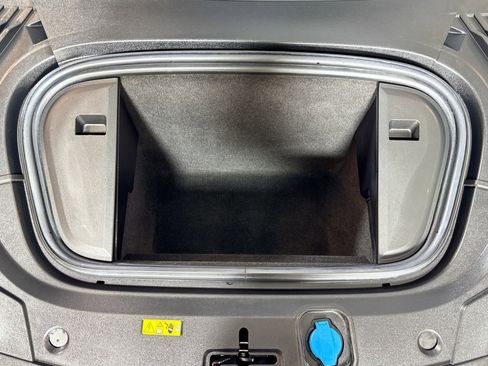 Used 2024 Audi RS e-tron GT w/ Carbon Performance Package image 28