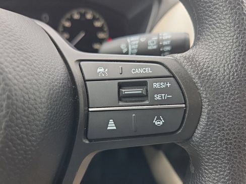 Used 2025 Honda HR-V LX image 27