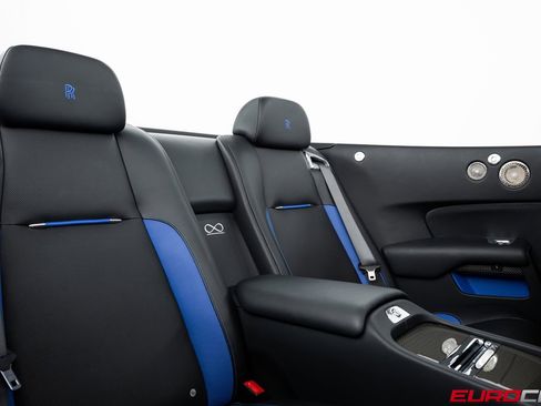 Used 2021 Rolls-Royce Dawn image 34