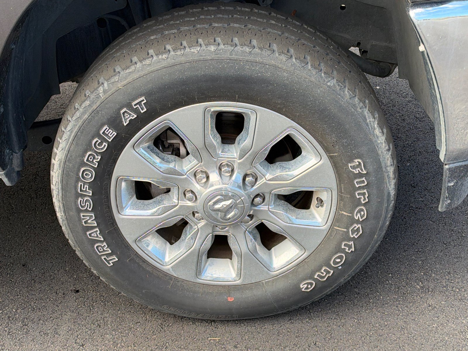 Used 2024 RAM 3500 Limited AWD/4WD image 12