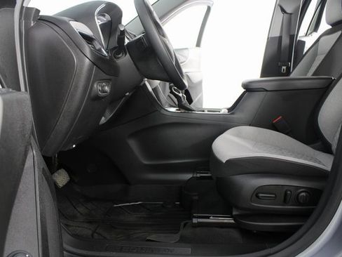 Used 2024 Chevrolet Equinox LT w/ LPO, Floor Liner Package image 16