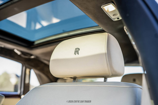 Used 2013 Rolls-Royce Ghost RWD image 33
