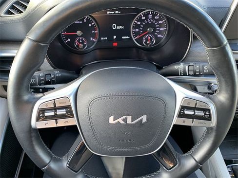 Used 2022 Kia Telluride SX w/ Nightfall Edition Package image 19