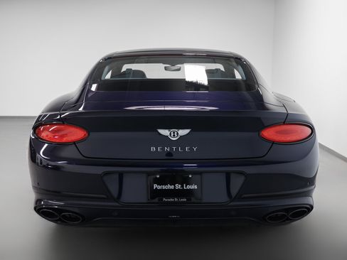 Used 2024 Bentley Continental GT image 11
