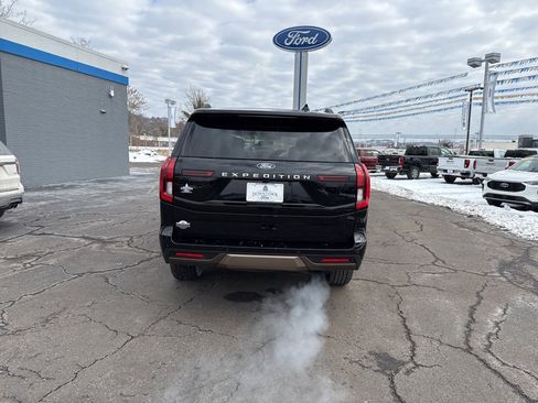 New 2025 Ford Expedition King Ranch image 4