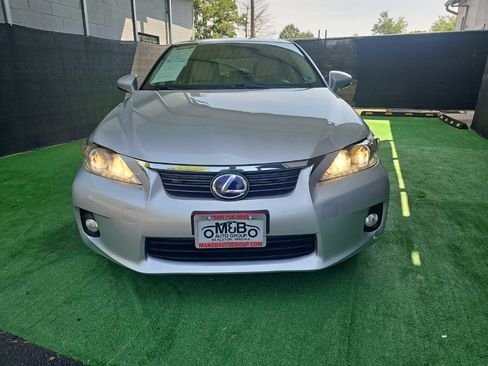 Used 2012 Lexus CT 200h Premium FWD image 9