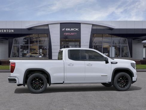 New 2025 GMC Sierra 1500 Elevation image 5