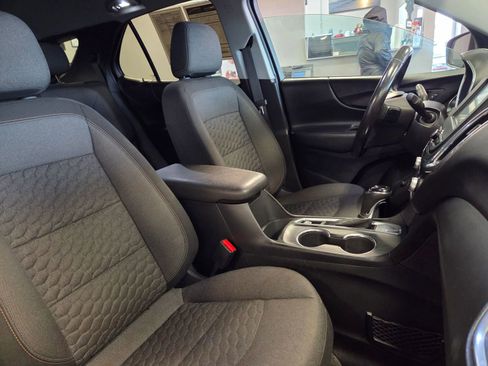 Used 2018 Chevrolet Equinox LT image 53