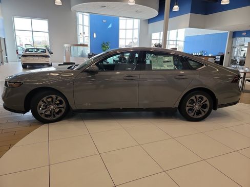 New 2026 Honda Accord EX-L image 16