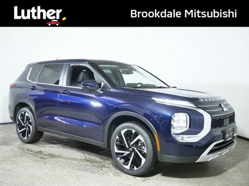 New 2025 Mitsubishi Outlander SE image 1