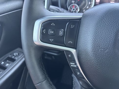 Used 2025 RAM 1500 Big Horn AWD/4WD image 18
