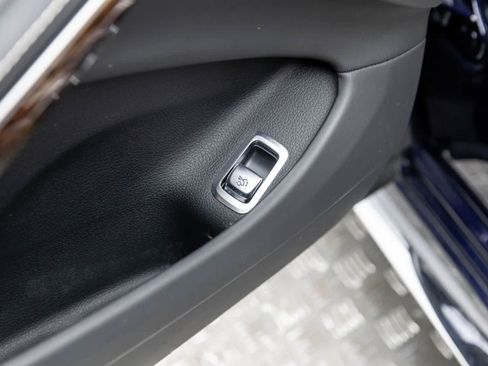 Used 2020 Mercedes-Benz S 63 AMG 4MATIC Sedan image 27