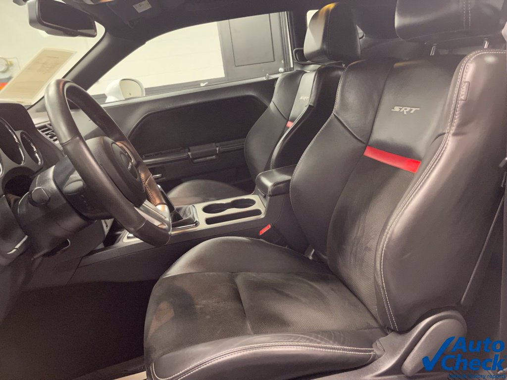 Used 2014 Dodge Challenger SRT8 RWD image 15