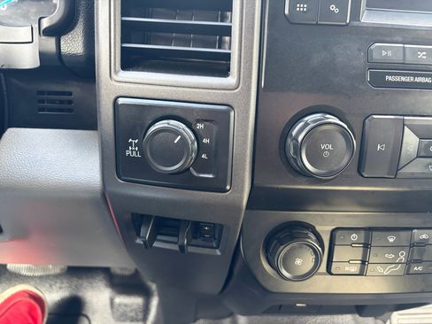 Used 2020 Ford F350 XL w/ STX Appearance Package image 32