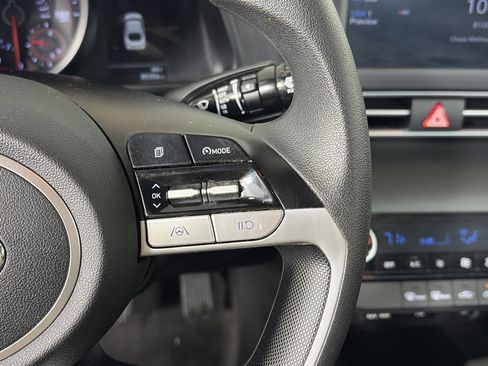 Used 2023 Hyundai Elantra SEL image 27