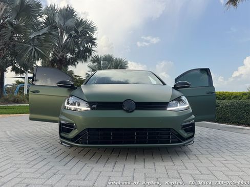 Used 2018 Volkswagen Golf 4-Door AWD/4WD image 3