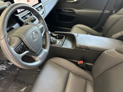 Used 2024 Lexus ES 350 w/ Premium Package FWD image 21