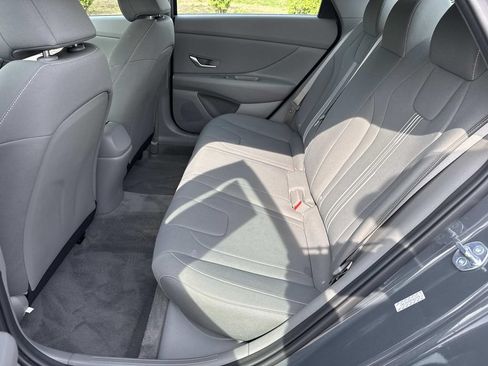 Used 2023 Hyundai Elantra SEL w/ Convenience Package FWD image 23