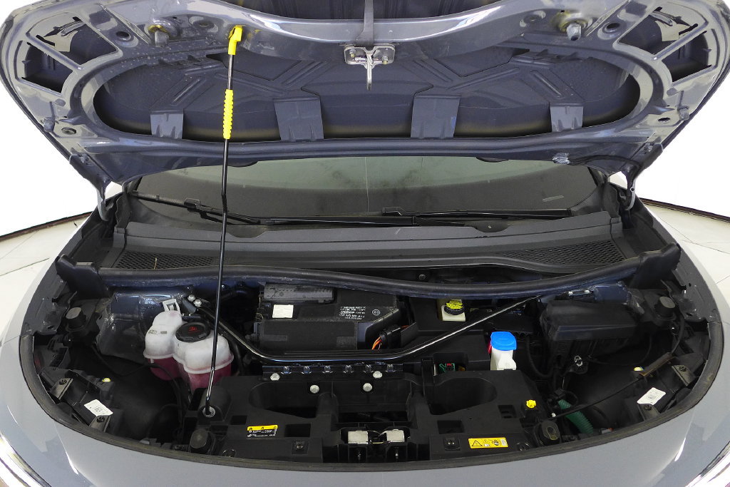 Certified 2023 Volkswagen ID.4 Pro RWD image 6