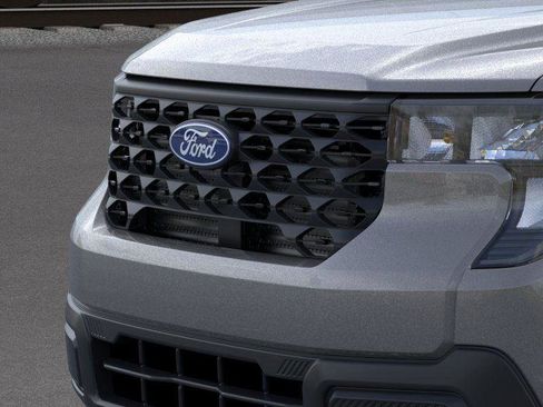 New 2025 Ford Maverick XL w/ Equipment Group 102A image 18