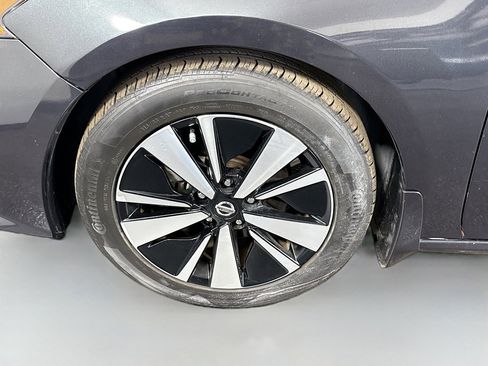 Used 2021 Nissan Altima 2.5 SV image 38