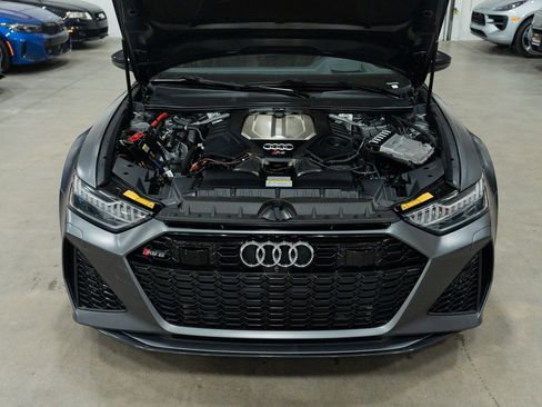 Used 2022 Audi RS 6 image 53