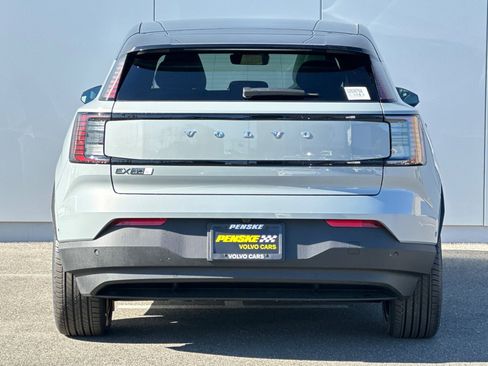 New 2025 Volvo EX30 Ultra w/ Protection Package Premier image 4