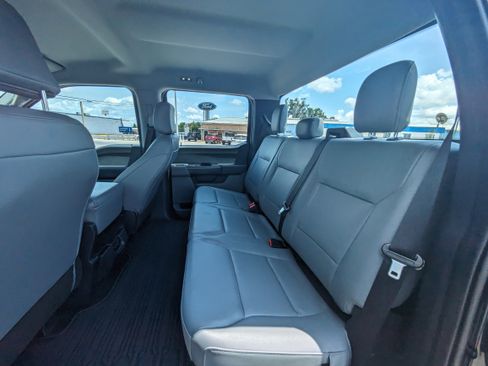 Used 2023 Ford F150 XL w/ Trailer Tow Package image 11