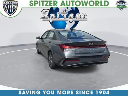 Used 2024 Hyundai Elantra SEL FWD image 8