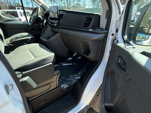 Used 2024 Ford Transit 350 XLT image 20
