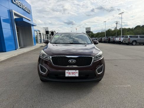 Used 2018 Kia Sorento AWD image 8