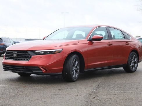 New 2026 Honda Accord EX-L image 3