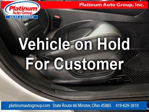 Used 2019 Toyota Avalon Touring FWD image 44