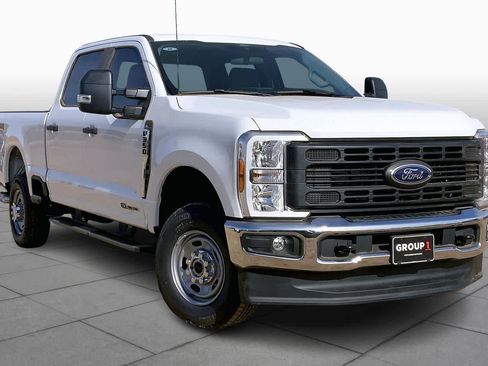 New 2026 Ford F350 XL w/ XL Chrome Package AWD/4WD image 2