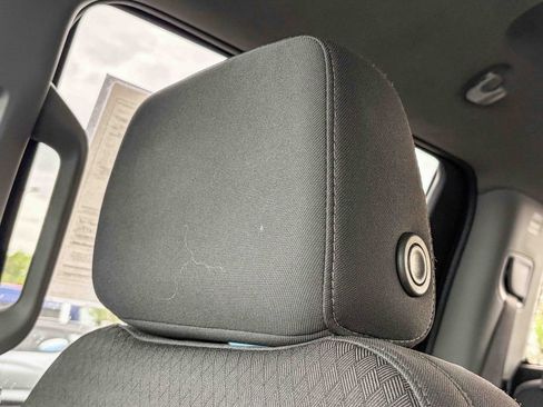 Used 2025 Chevrolet Silverado 2500 LT w/ Convenience Package image 52